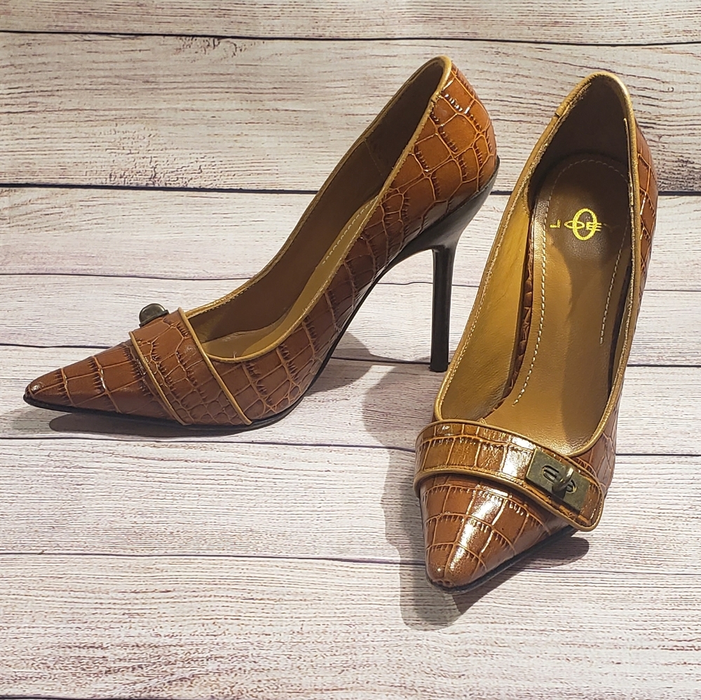 JOEY Croc Pattern Leather Heels